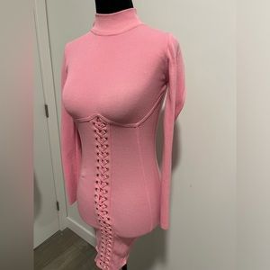 Unique pink dress size small. Fashion nova.